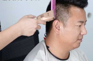 怎么自己理头发（理发器怎么给自己理发）