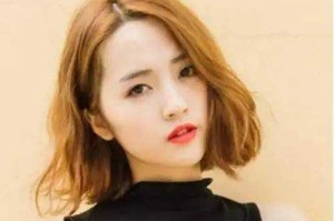 长脸适合什么头发（60岁最洋气的发型长脸）