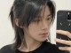 长得黑适合什么发型男（长得黑适合什么发型男生）