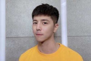 学生男适合什么发型（学生男适合什么发型图片）