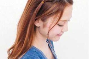 有刘海的发型怎么扎（怎么把刘海梳上去好看）