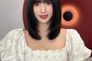 大脸盘子适合什么发型,盘子脸适合什么刘海女