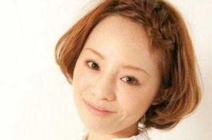额头短怎么扎头发（额头短怎么扎头发好看）