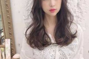 三十岁的女人剪什么发型（三十岁的女人剪什么发型好看）