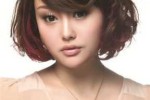 三角型脸适合什么发型（三角型脸适合什么发型女）