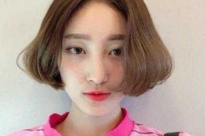 小中分怎么弄（在家怎么吹出好看的中分）