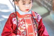 短发穿汉服怎么扎（短发穿汉服怎么扎头发儿童）