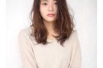 圆脸长发怎么分发际线,圆脸中长发适合什么发型女