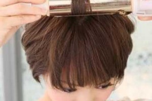 夹板怎么把短发弄卷发（夹板怎么把短发弄卷发好看）