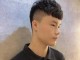 头发厚短发烫什么好看（头发厚短发烫什么好看男生）
