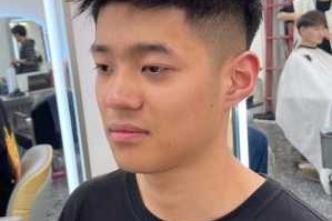 摩根烫适合什么样的脸型,瓜子脸适合烫什么发型男