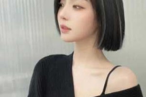 短发挑染什么颜色好看（短发挑染什么颜色好看图片）