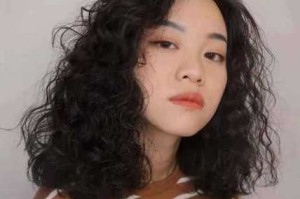 前刺有哪几种烫法,怎么烫头发显得蓬松