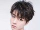 倒三角脸型男生是什么样的人（倒三角脸型男生是什么样的人图片）