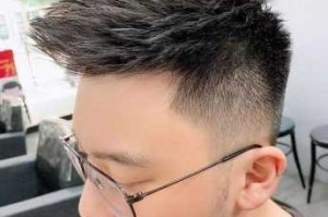 男生多久剪一次头发比较合理,头发多的男生适合什么发型图片