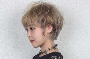 短发配什么刘海好看选这六款刘海才是真的好看,短发适合什么烫发女