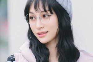 圆框眼镜适合什么脸型（圆框眼镜适合什么脸型的人戴）