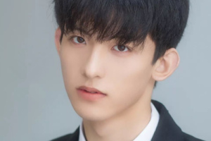 男大学生适合什么发型（男大学生适合什么发型图片）