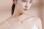 锁骨项链是金色好看还是银色好看,锁骨发型适合什么颜色的衣服