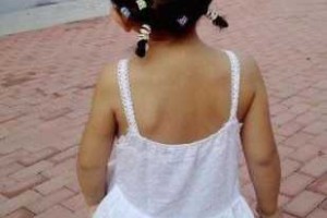 小孩短发可以怎么扎（小孩短发怎么扎好看）