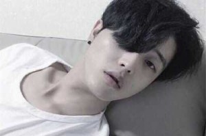 直发卷男生怎么用,男生直发适合什么发型图片