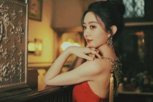赵丽颖的眼睛是什么型（赵丽颖的眼睛是什么型的）