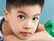 小男孩长脸剪什么发型（12岁长脸男生适合留刘海吗）