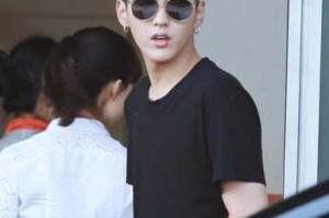 圆寸适合什么衣服（夏天圆寸怎么搭配衣服）
