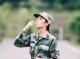 军训女生扎什么头发（女教官头发怎么扎）