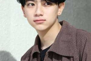 什么发型适合圆脸男（什么发型适合圆脸男生）