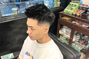 男生发质硬适合什么发型（硬直发质男生留什么发型）