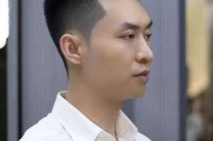男生尖脸适合什么发型（男生发际线呈尖状适合什么发型）