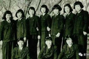 日本古代发型怎么梳（在日本幕府将军政治时期，“老中”、“家老“老女”是什么官职，扮演什么角色?”）