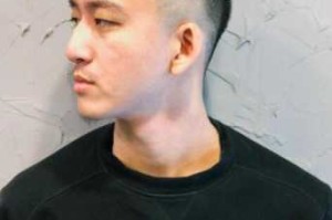 两边秃头适合什么发型（鬓角秃适合什么寸头）