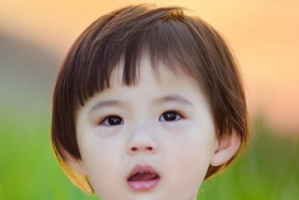 儿童头发多适合剪什么短发,小女孩圆脸适合的发型