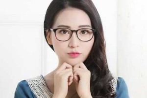 脸大的带什么眼镜好看,