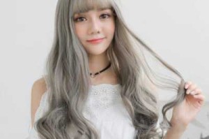 长脸的女人穿什么衣服好看,长脸适合穿什么衣服女