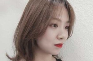 圆脸皮肤黑染什么颜色（圆脸皮肤黑染什么颜色显白）
