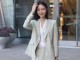 穿休闲西装配什么发型（穿休闲西装配什么发型女）