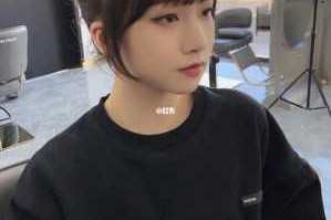 有齐刘海怎么戴帽子（法式刘海怎么戴帽子）