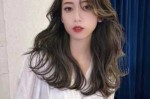 什么颜色盖白发又显皮肤白,什么颜色显白发色