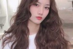 现在流行什么烫发女（现在流行什么烫发女发型）