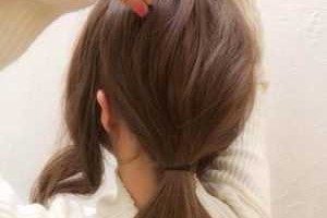 头顶蓬松的马尾怎么扎（头顶蓬松的马尾怎么扎好看）