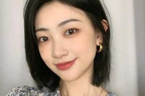 皮肤黑适合剪什么发型（皮肤黑适合剪什么发型）