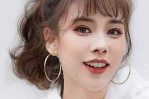 马尾辫怎么烫好看（马尾辫怎么烫好看图片）