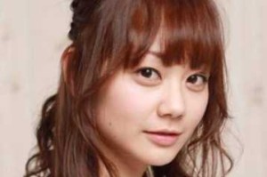菱形脸适合扎什么发型（菱形脸女生如何自己在家剪齐肩短发）