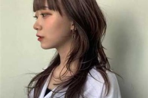 长发的发尾怎么剪好看（长发发尾剪平好看还是剪碎）