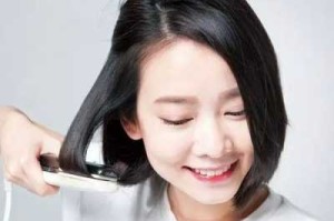 头发向上翘怎么办（头发老是会翘起来怎么办）