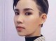两边剪短上面留下叫什么发型,头发上面剪短是什么发型女