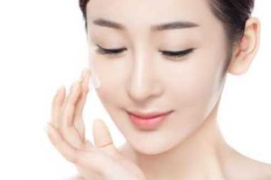 怎么脸部美白（怎样美白脸部皮肤最快）